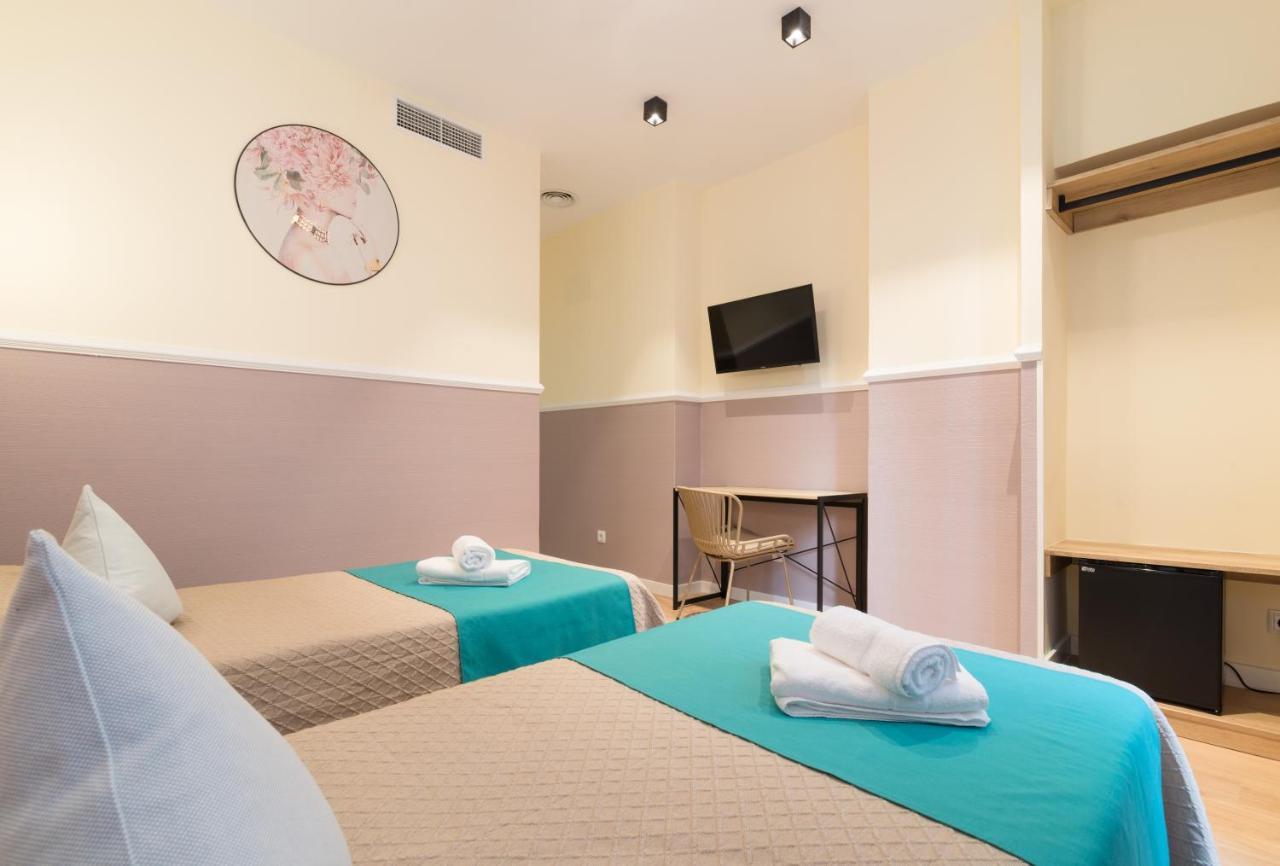 Hostal Evoke マドリード エクステリア 写真